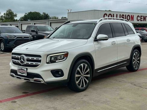 Used 2021 Mercedes-Benz GLB 250 image 7