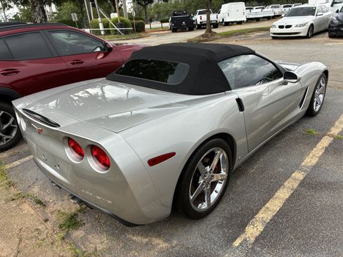 Used 2007 Chevrolet Corvette Convertible RWD image 8