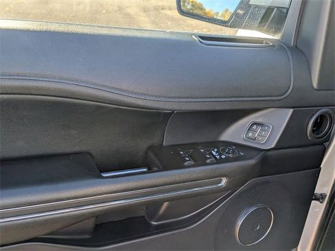 Used 2020 Ford Expedition XLT w/ Equipment Group 202A image 13
