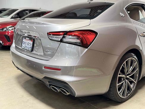 Used 2021 Maserati Ghibli S GranSport RWD image 33