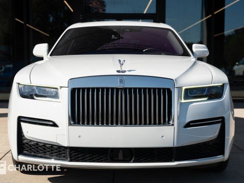 Used 2021 Rolls-Royce Ghost image 5
