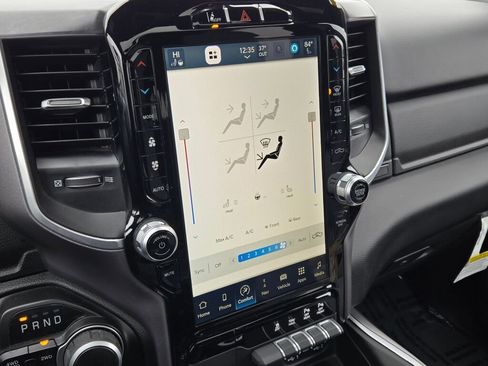 Used 2022 RAM 1500 Big Horn image 24