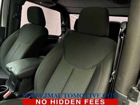 Used 2014 Jeep Wrangler Sport w/ Connectivity Group image 13