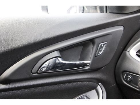 Used 2025 Chevrolet Malibu LT FWD image 24