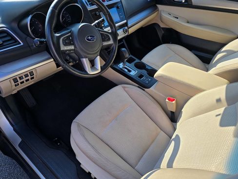 Used 2015 Subaru Outback 2.5i Premium AWD/4WD image 14