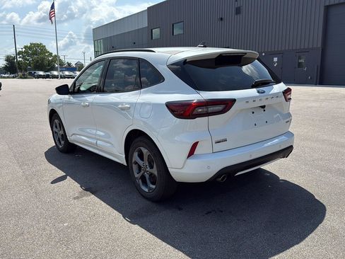 Used 2023 Ford Escape ST-Line Select w/ Tech Pack #1 AWD/4WD image 5