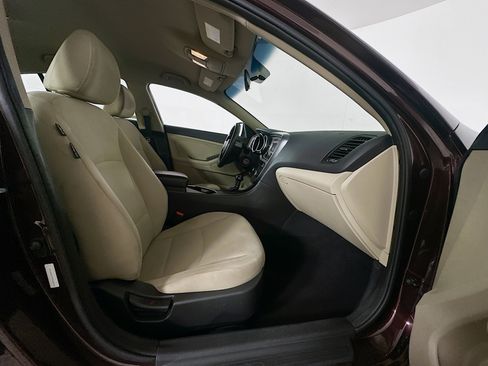 Used 2015 Kia Optima LX FWD image 28