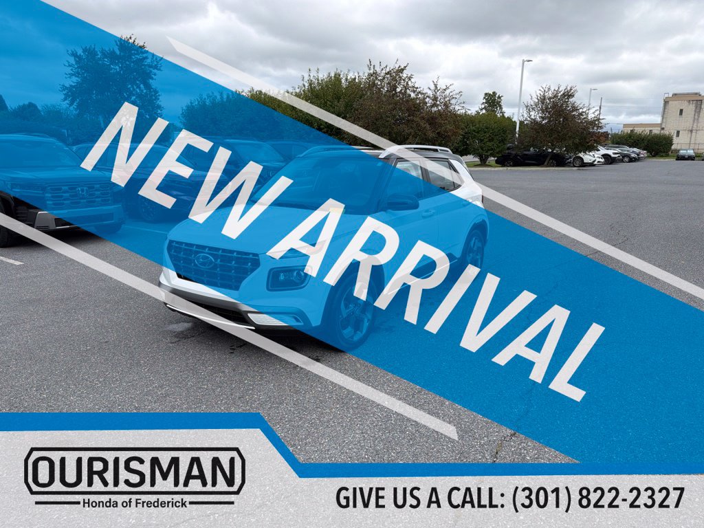 Used 2023 Hyundai Venue Limited w/ Cargo Package FWD image 1