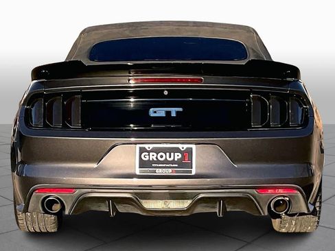 Used 2017 Ford Mustang GT Premium image 4