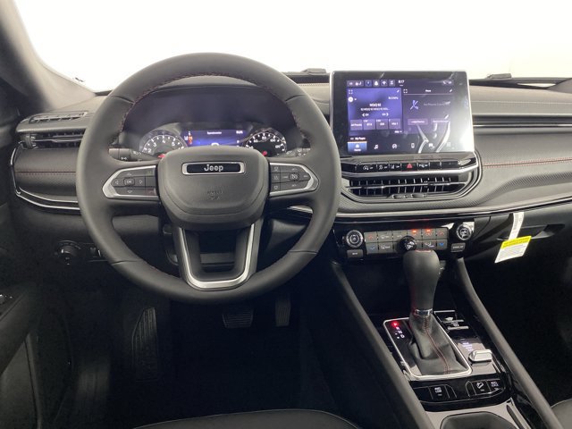New 2026 Jeep Compass Trailhawk AWD/4WD image 18