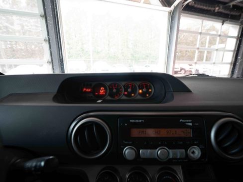Used 2008 Scion xB Base image 15