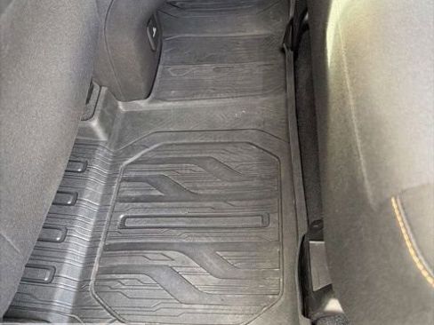 Used 2020 GMC Terrain SLE w/ Driver Convenience Package image 25