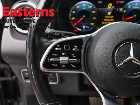 Used 2022 Mercedes-Benz GLB 250 4MATIC w/ AMG Line image 15
