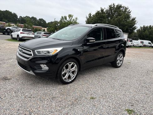 Used 2017 Ford Escape Titanium w/ Equipment Group 301A FWD image 1