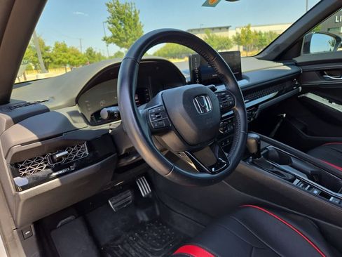 Used 2023 Honda Accord Sport image 2