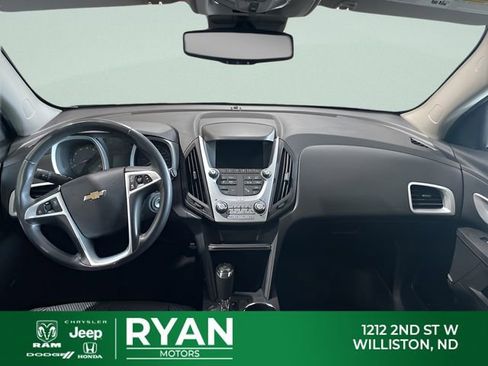 Used 2017 Chevrolet Equinox LT w/ Convenience Package AWD/4WD image 9