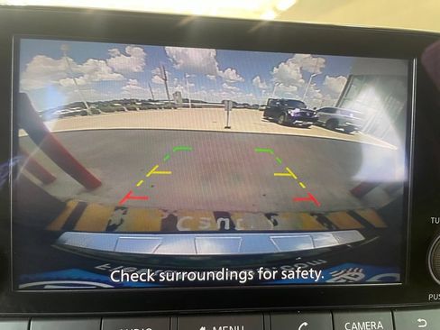 Certified 2025 Nissan Rogue SV FWD image 8