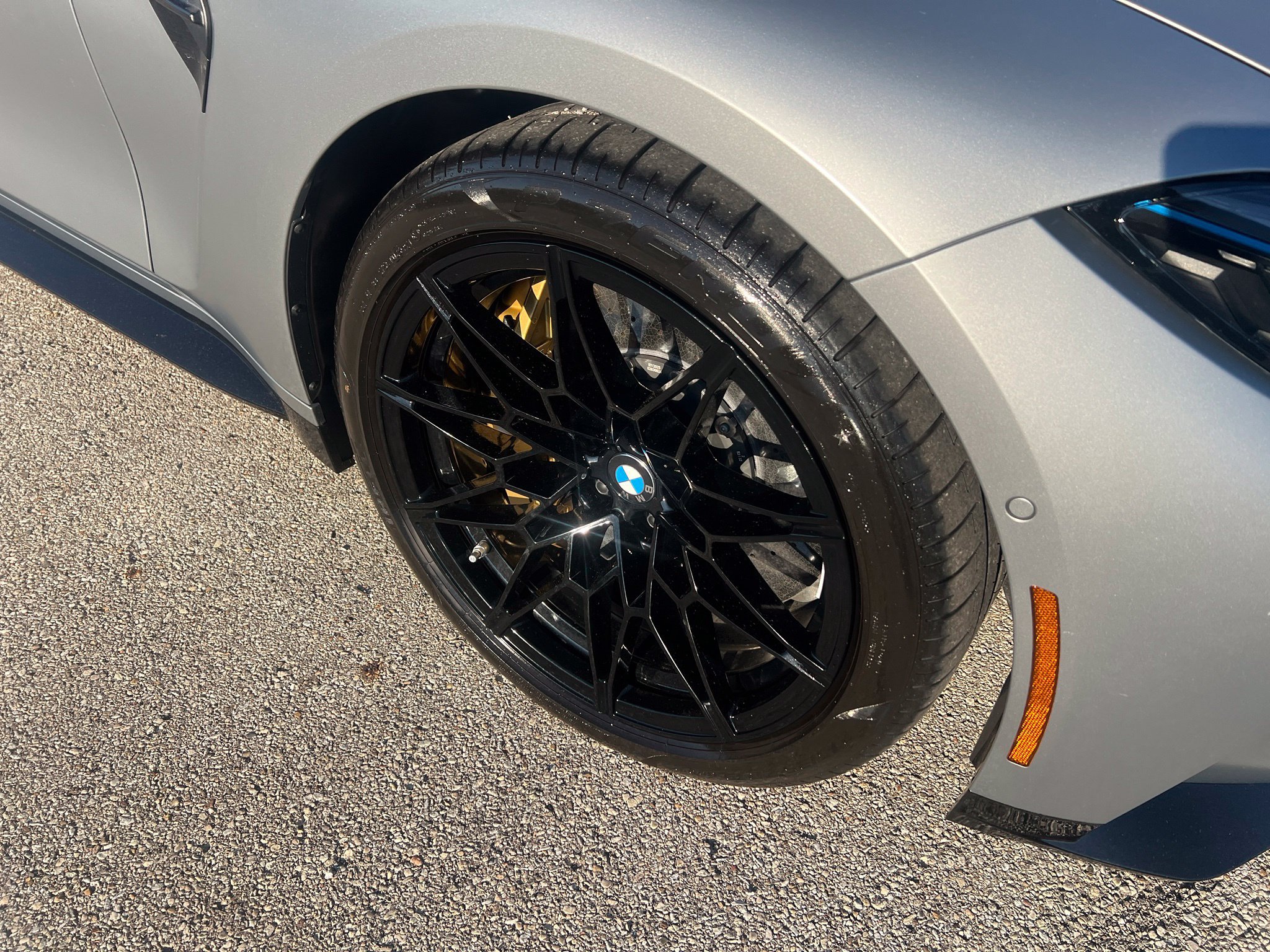 Used 2025 BMW M3 w/ Carbon Package RWD image 4
