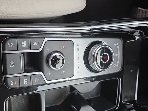 Used 2022 Kia Sorento SX Prestige AWD/4WD image 15