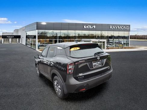 Used 2025 Nissan Kicks S AWD/4WD image 5