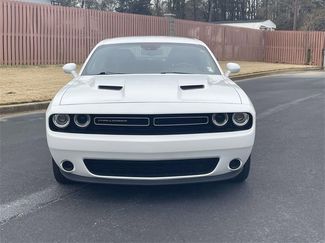 Used 2023 Dodge Challenger SXT video 2