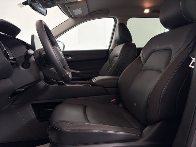 Certified 2026 Nissan Pathfinder SL AWD/4WD image 6