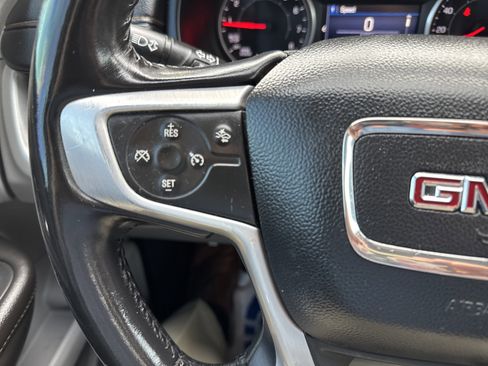 Used 2020 GMC Terrain SLE w/ LPO, Floor Liner Package image 29