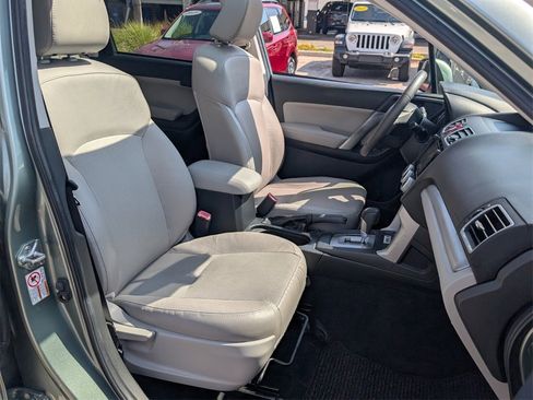 Used 2016 Subaru Forester 2.5i Limited w/ Popular Package #2 image 19