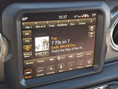 Certified 2022 Jeep Wrangler Unlimited Sahara w/ LED Lighting Group image 16