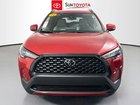 Used 2022 Toyota Corolla Cross LE image 10