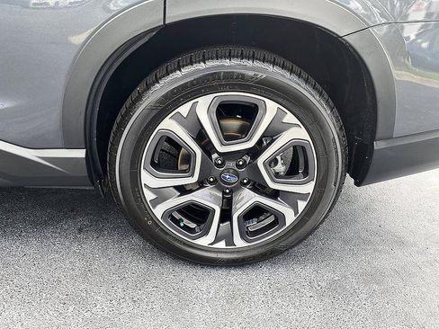 Used 2023 Subaru Ascent Limited AWD/4WD image 27