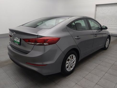 Used 2018 Hyundai Elantra SE w/ Cargo Package FWD image 9