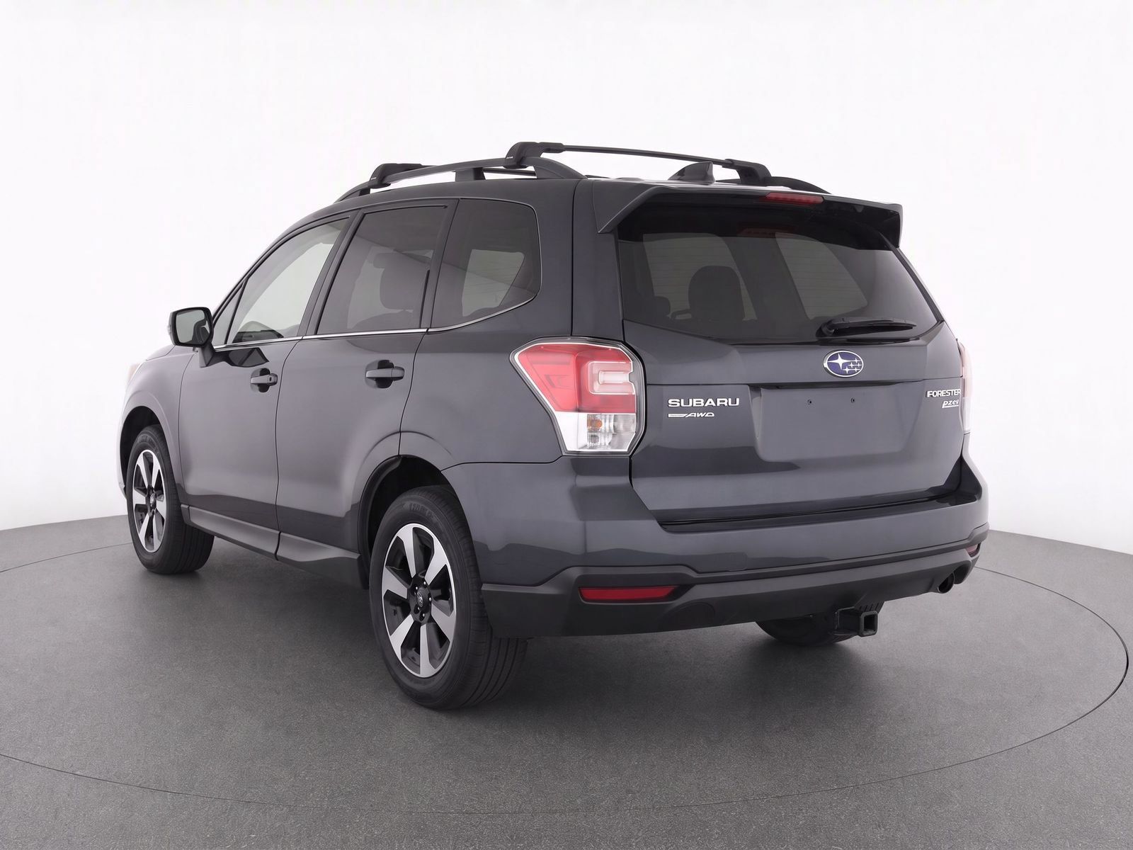 Used 2017 Subaru Forester 2.5i Premium w/ All-Weather Package AWD/4WD image 4