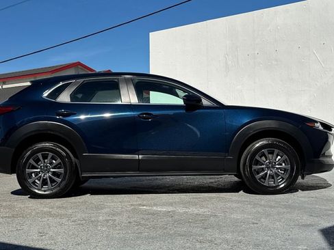 Used 2023 MAZDA CX-30 AWD 2.5 S image 2