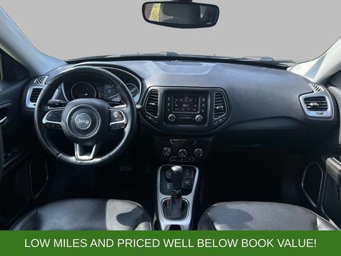 Used 2018 Jeep Compass Latitude w/ Cold Weather Group AWD/4WD image 20