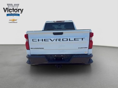 Used 2022 Chevrolet Silverado 1500 Custom Trail Boss w/ LPO, Dark Essentials Package AWD/4WD image 6
