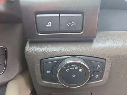 Used 2020 Ford Expedition Max Limited w/ Equipment Group 302A AWD/4WD image 34