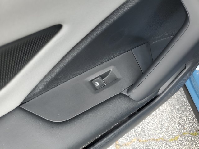 New 2026 Volkswagen Tiguan SE R-Line FWD image 14