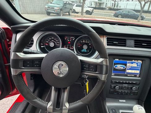 Used 2012 Ford Mustang Shelby GT500 w/ SVT Performance Pkg image 17