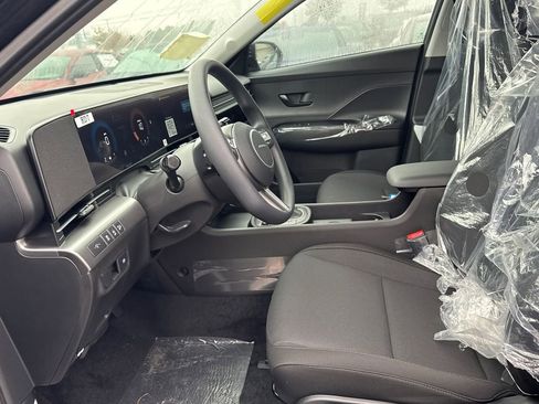 New 2026 Hyundai Kona SE image 9