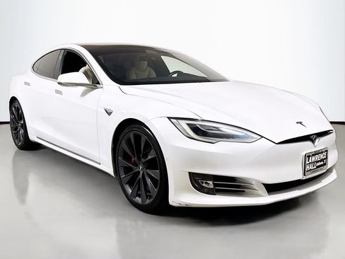 Used 2020 Tesla Model S Performance AWD/4WD image 3