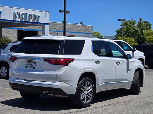 Used 2022 Chevrolet Traverse High Country AWD/4WD image 4