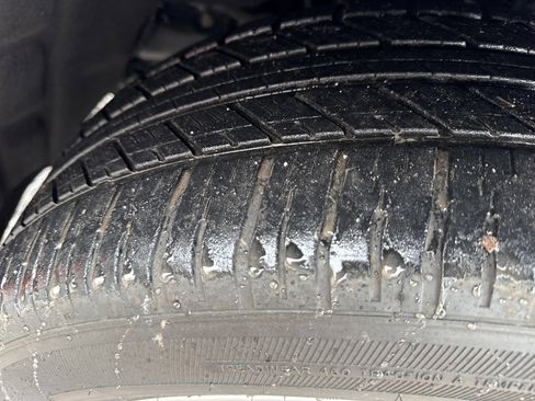 Used 2023 Jeep Wagoneer L Series III w/ Preferred Equipment Group image 51