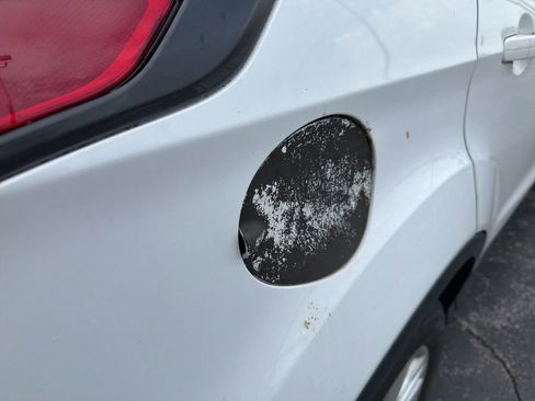 Used 2017 Ford Escape SE FWD image 16