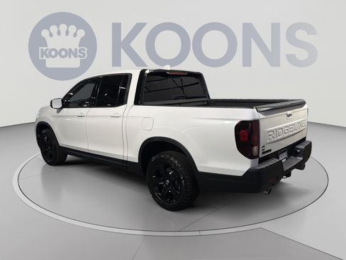 Used 2026 Honda Ridgeline Black Edition image 4