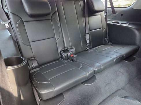Used 2019 Chevrolet Suburban Premier w/ RST 6.2L Performance Edition RWD image 15