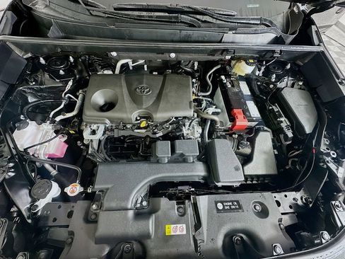 Certified 2025 Toyota RAV4 XLE Premium image 30