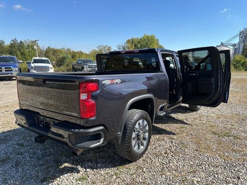 Used 2024 Chevrolet Silverado 2500 Custom w/ Custom Value Package image 31