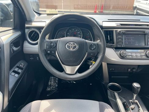 Used 2015 Toyota RAV4 XLE FWD image 13