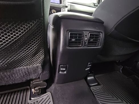 Used 2014 Toyota 4Runner SR5 image 29